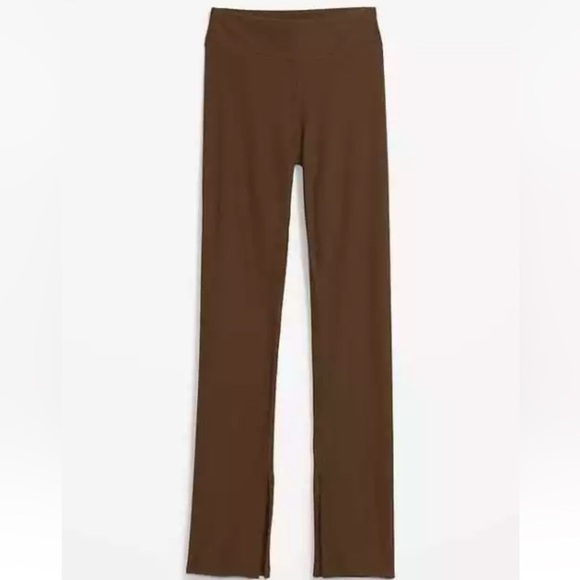 Old Navy NWOT Extra High-Waisted PowerSoft Ribbed Flare Leggings W/ slits Size S - Picture 5 of 5